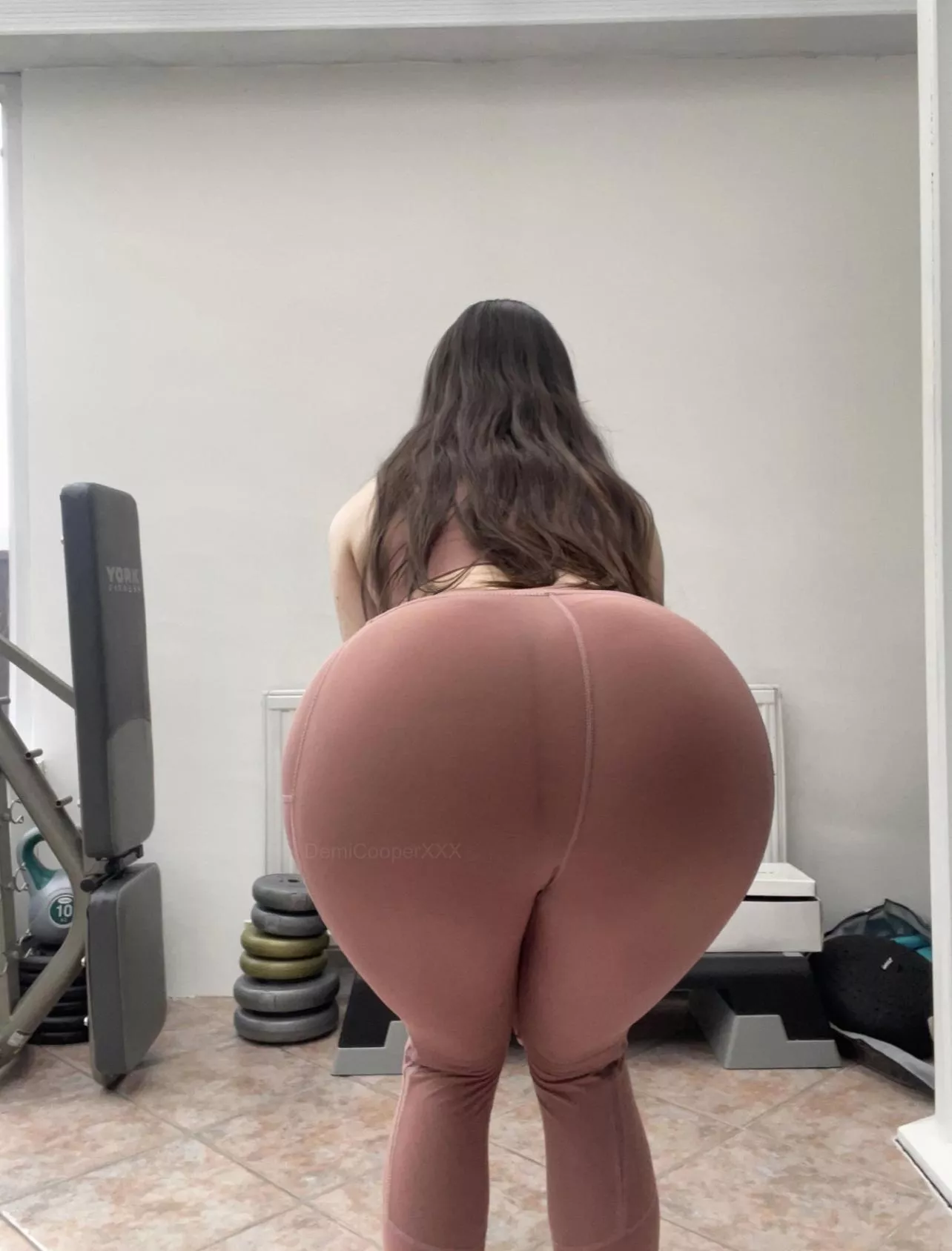 My leggings always seem to be see through ;)