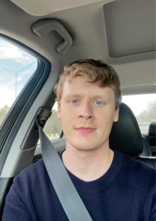 need someone in the passenger seat 🥺