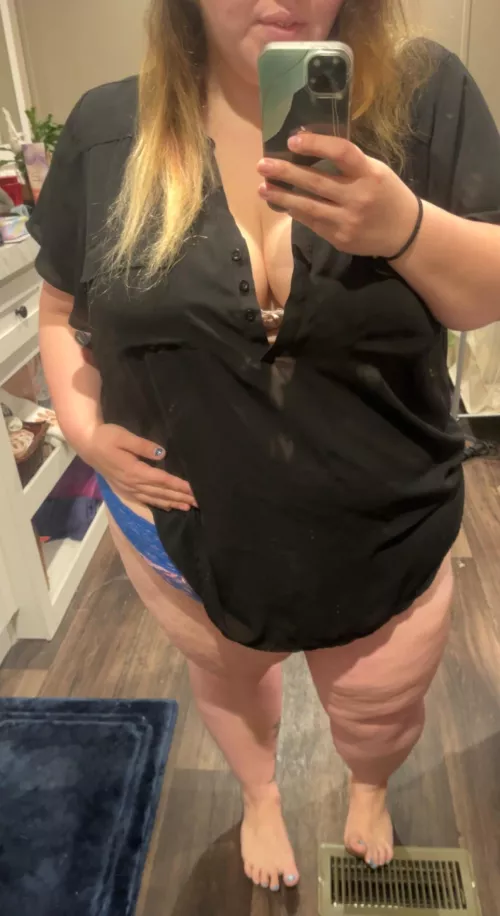 Pants or no pants I can’t decide?