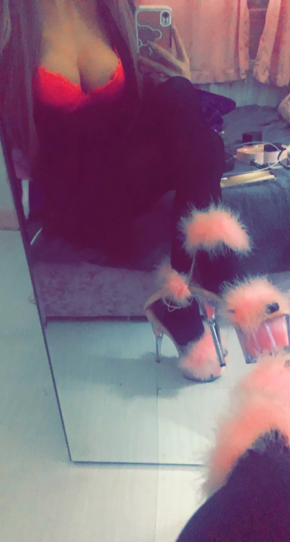 Pound me in my tights & heels😍👠