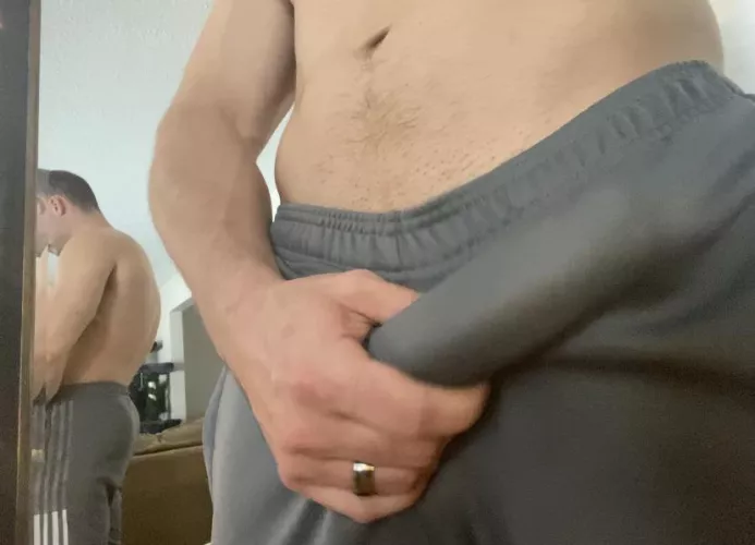 Pull down my pants and worship me