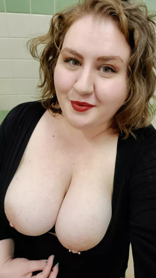 Snuck away from my desk to goof off a bit