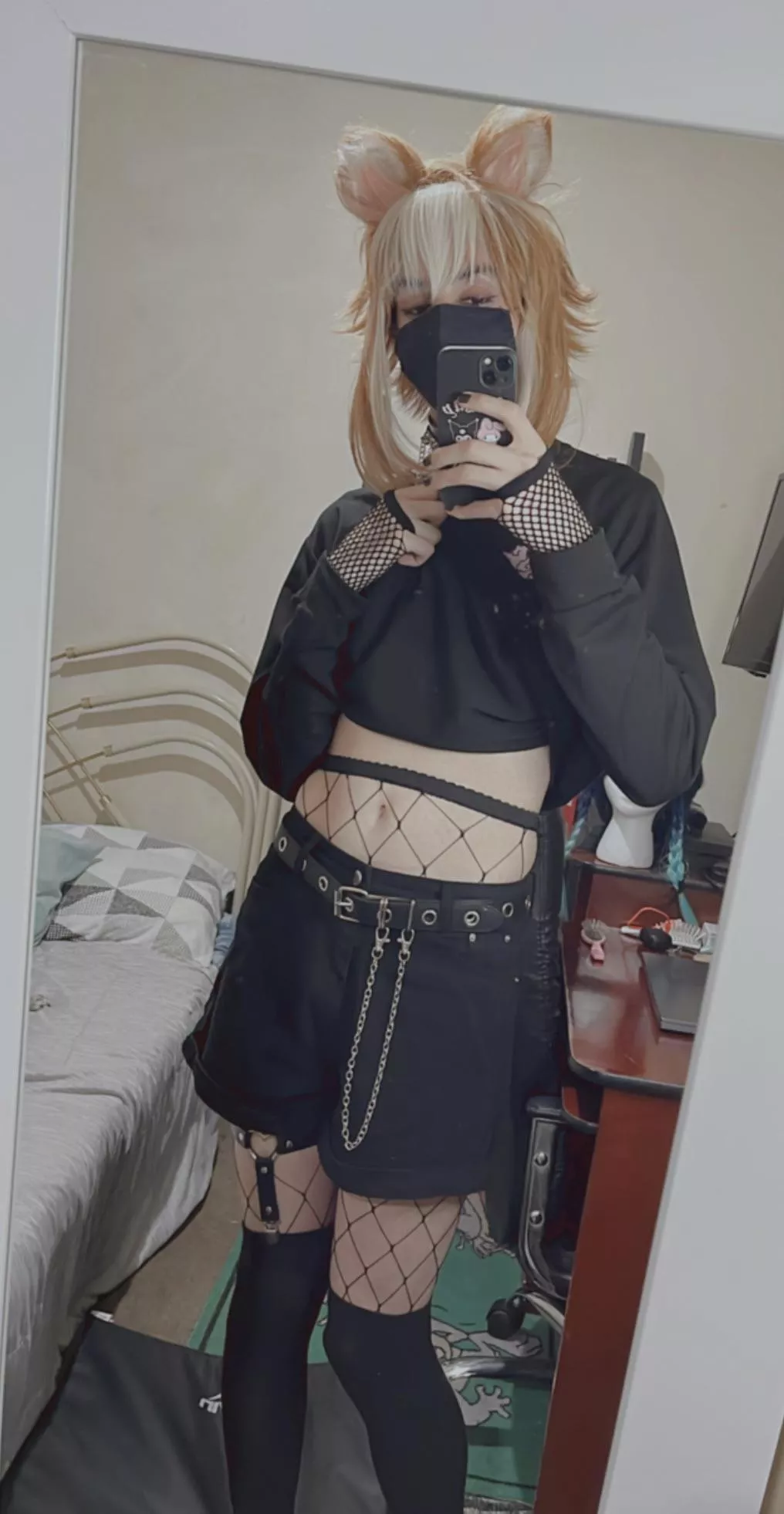 So today is Tummy Tuesday, have this :3