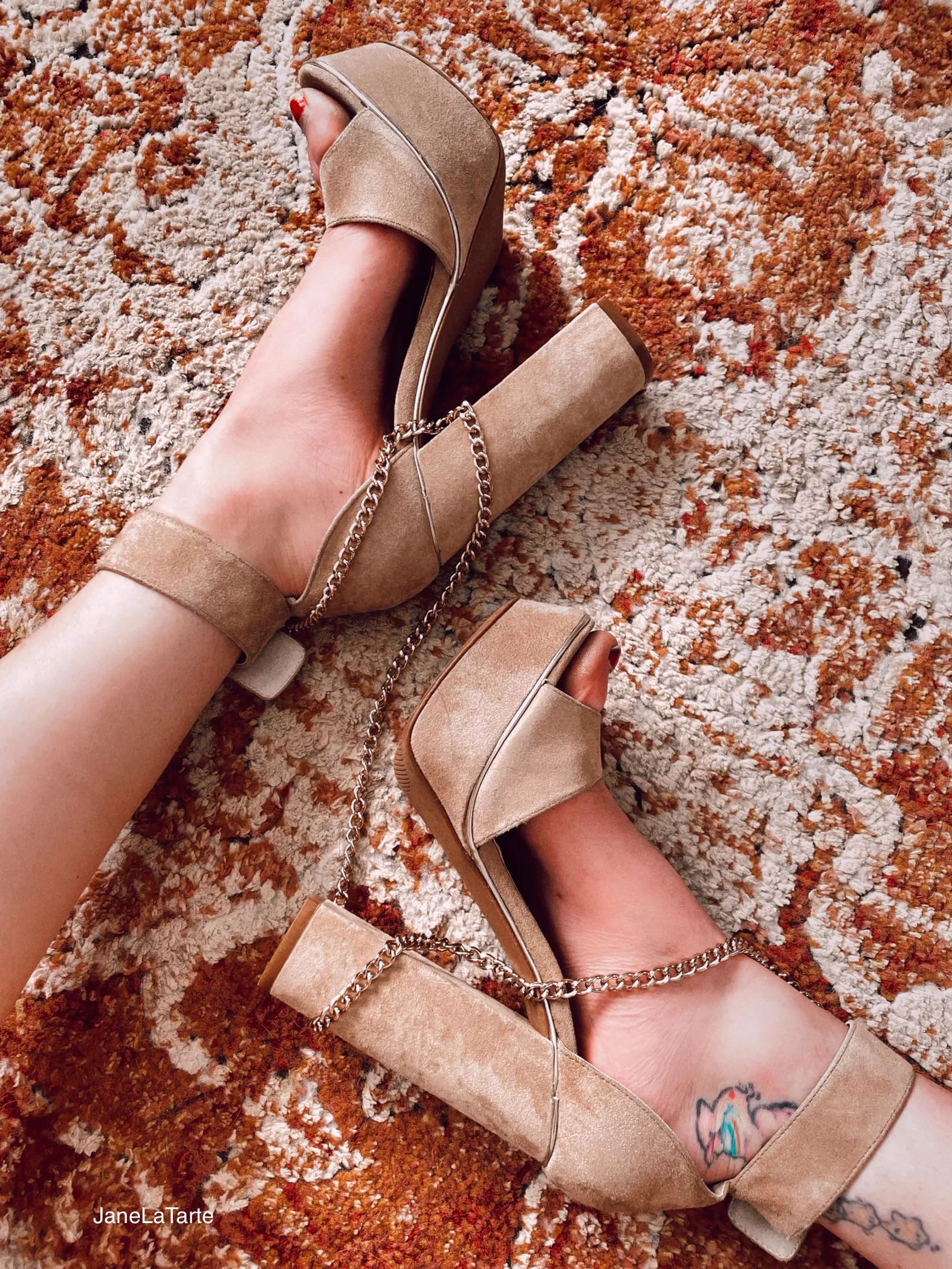 Sticks and stones may break my bones, but chains on heels excite me ⛓️ (F)