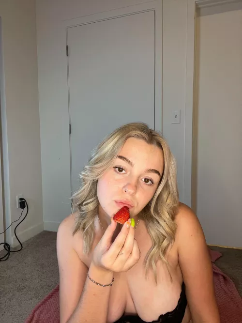 Ubvote if you want a boobie picture