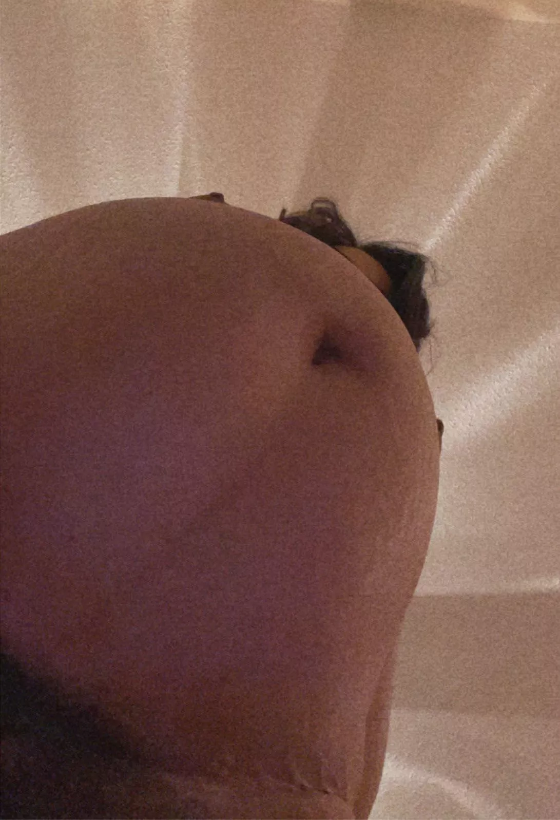 Under belly ft. Bush 🥰