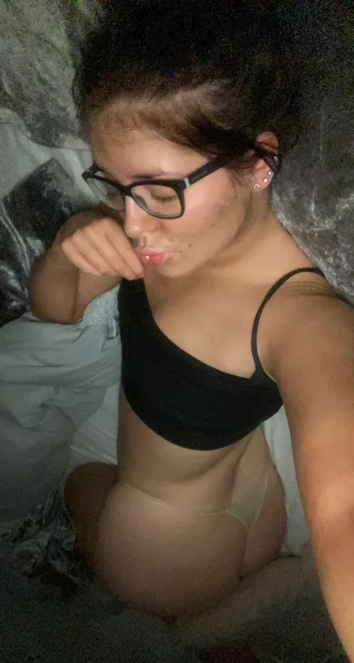 Wanna fuck me? 😈😘