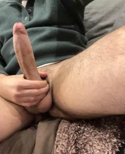 Who wants a taste of my peaking head?