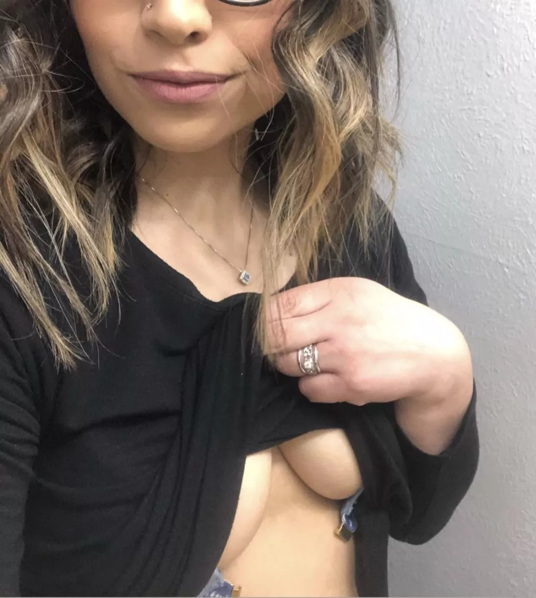 Who wants to have some fun at work 😋?