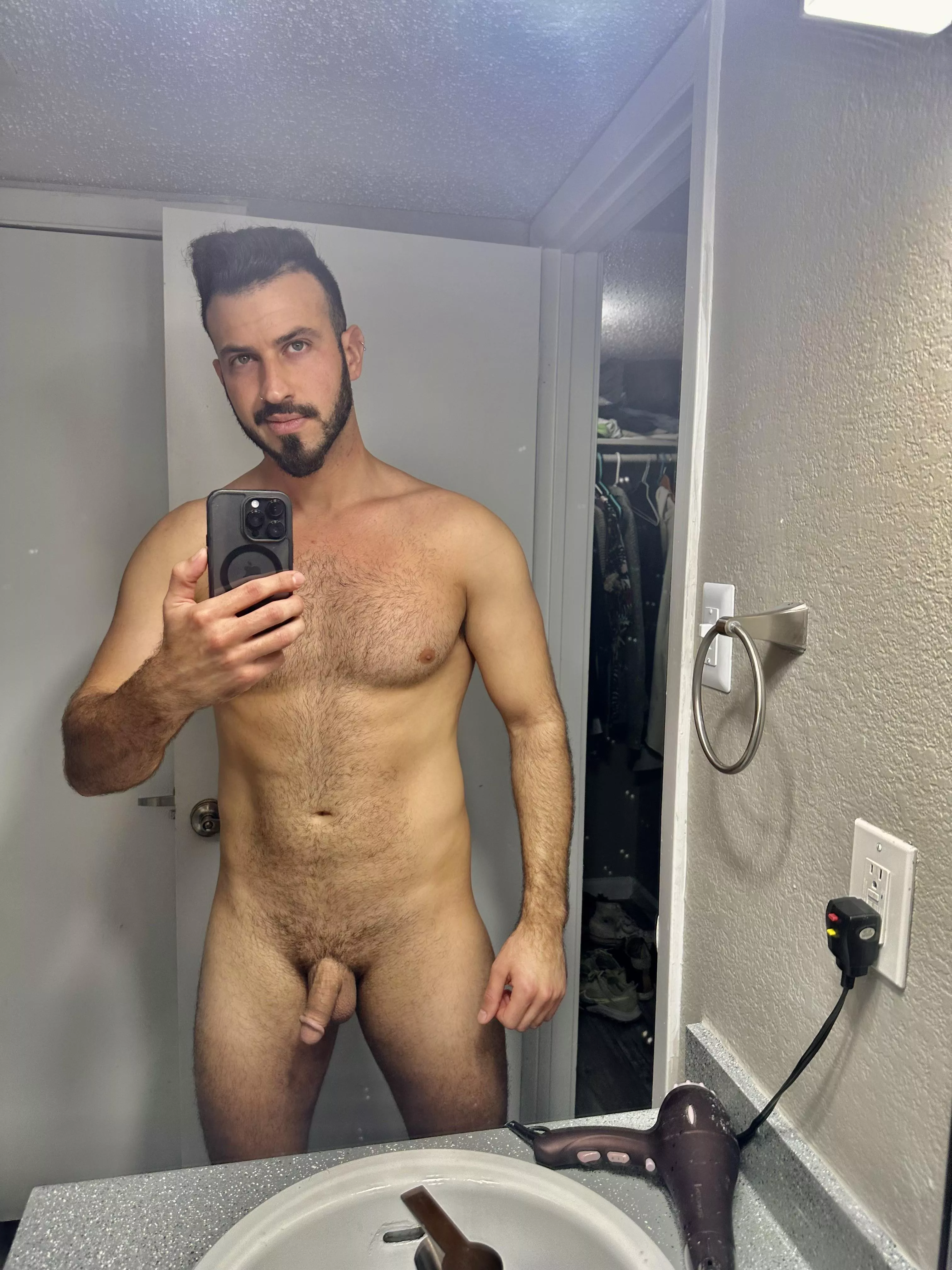 Would you take me to your parents or to your bed? 🤔