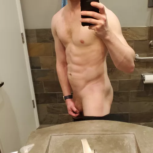 You know you should be cleaning off your alpha after I'm done working out.