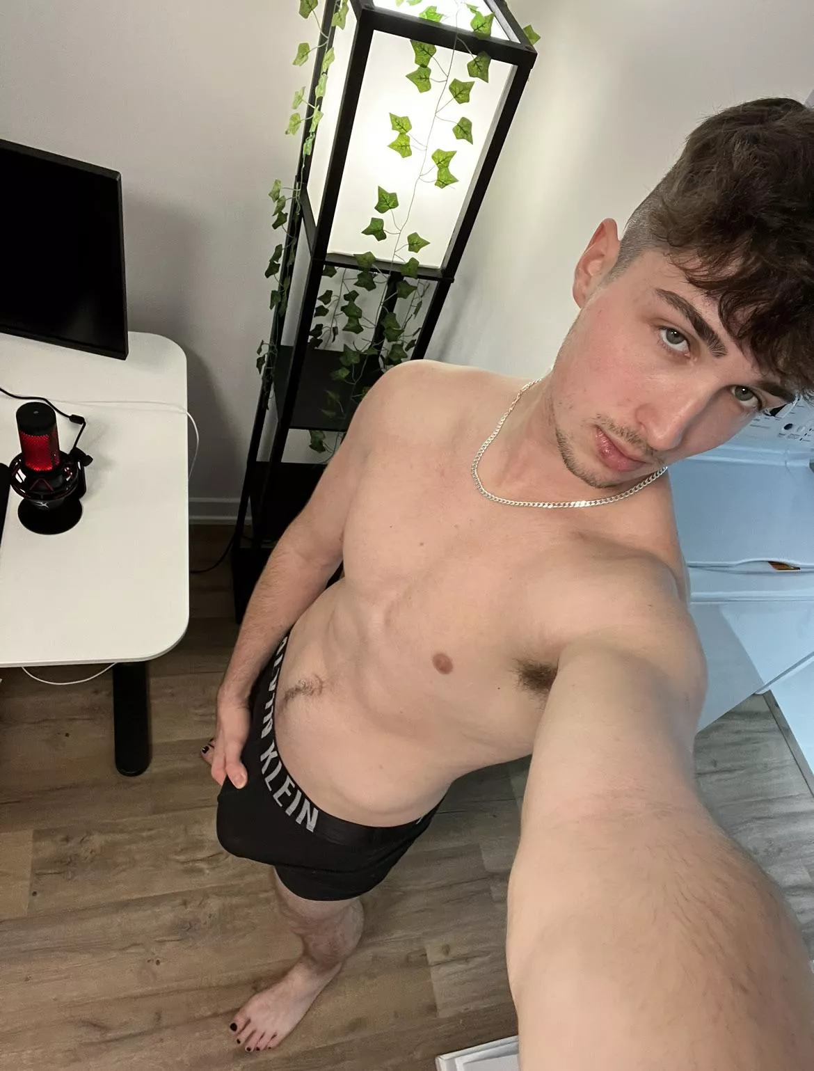 You should feel my hard bulge