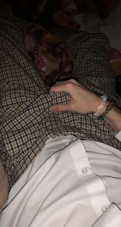 19, bulging through my trousers ;)