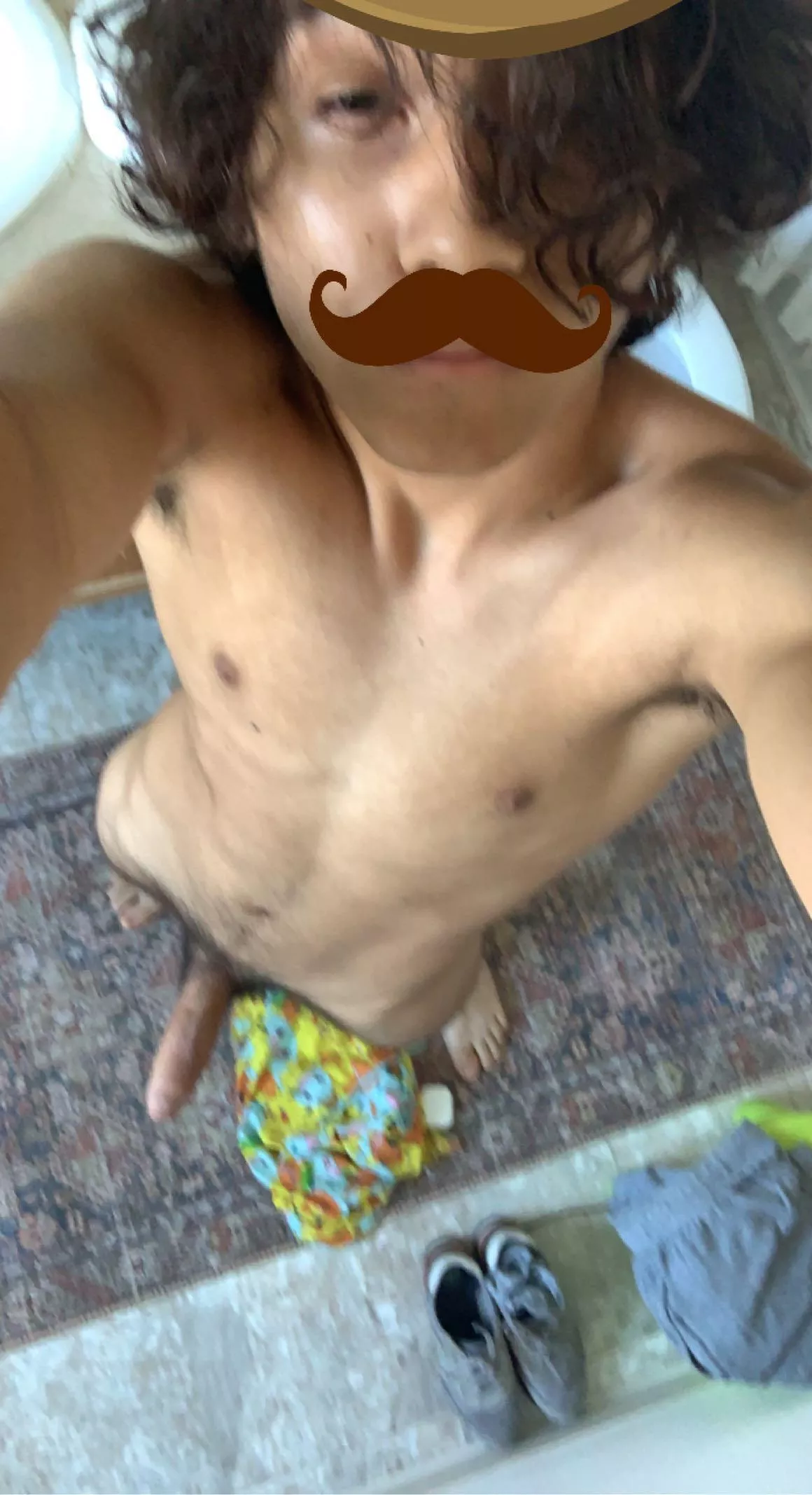 19m too hmu I’m bussy starved sc: imsimplyo
