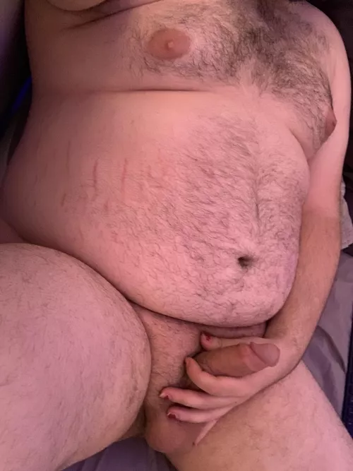 20 fat hairy bottom needs a daddy to humiliate me and play with my belly forr sc: hotntoastee