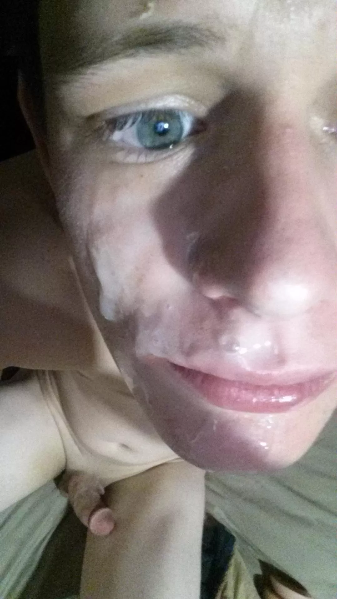 [24] I need a dom to get me gangbanged 🥵 DMs open