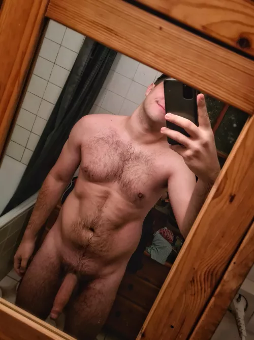 25(M) There might be some things begging for attention I know..