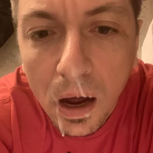 30m needs someone to feed me. Let’s play on SC. Must show live face and be 18+.