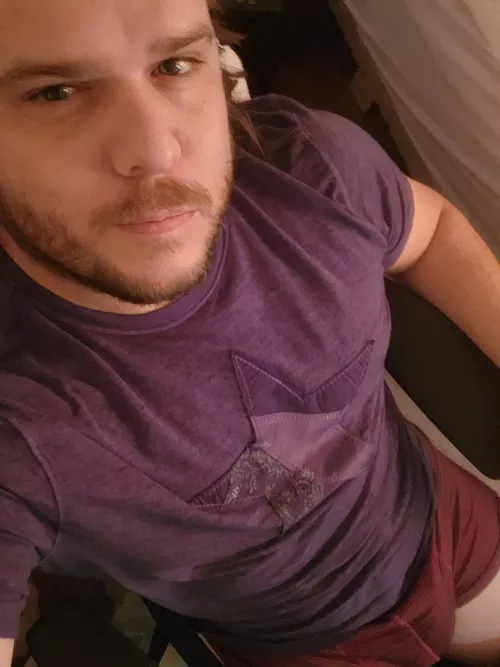 33 looking for bromance and gaming buds