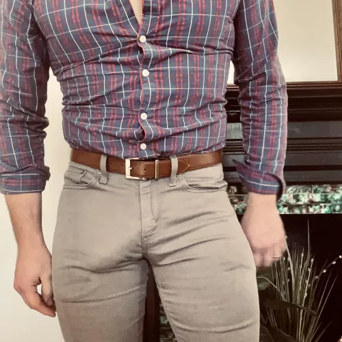 [36] New dad as of six months. Trying to stay professional at work, but having a hard time.