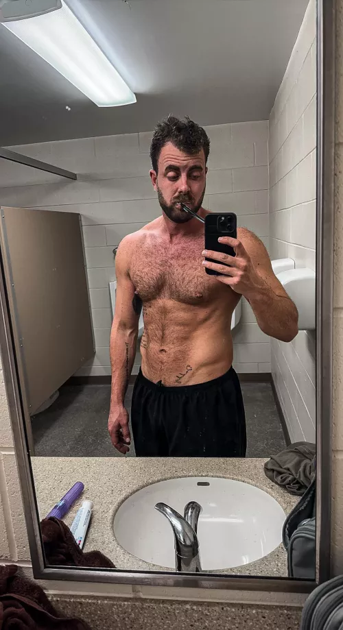 Another post gym selfie!