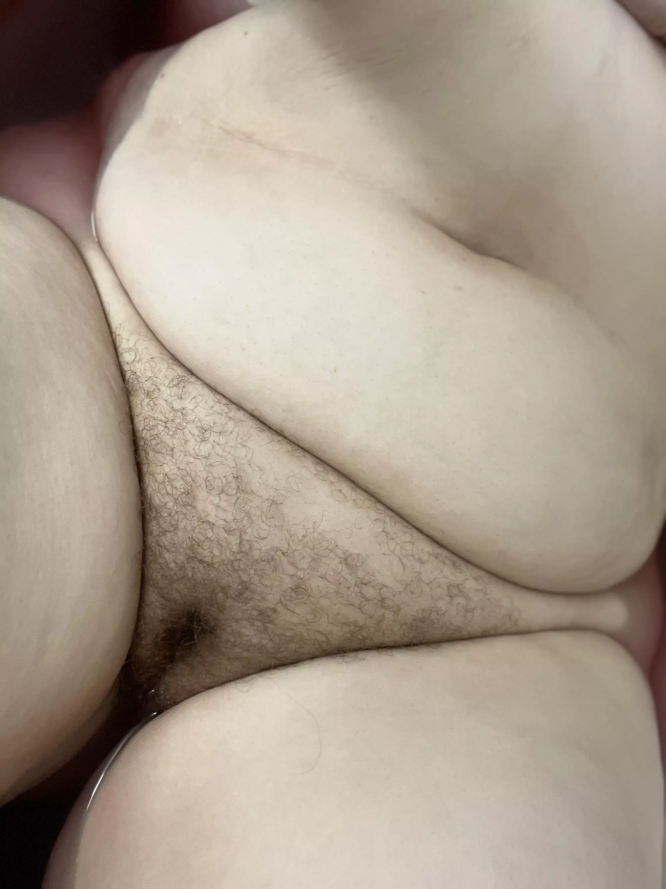 any love for girls with chubby tummies and bush’s?