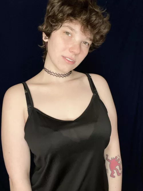 Based on this picture do you think I’m a top or bottom?