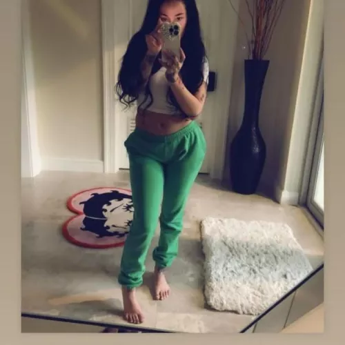 Bhad Bhabie Instagram post selfie 🤳