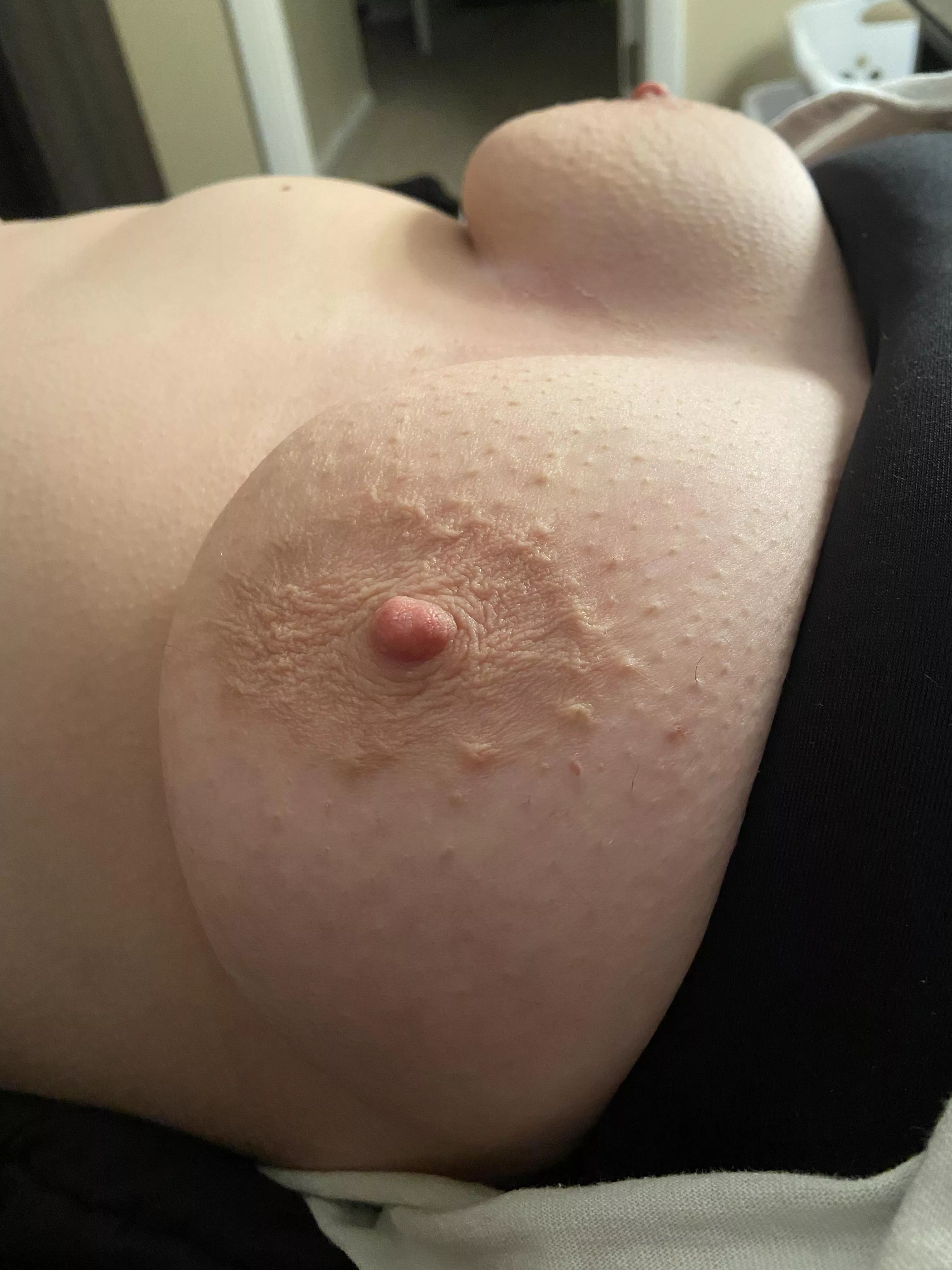 Big d cup titties waiting for you to suck on them!