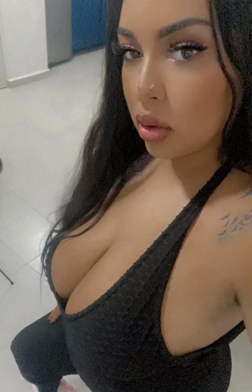 Can I be your secret girlfriend?