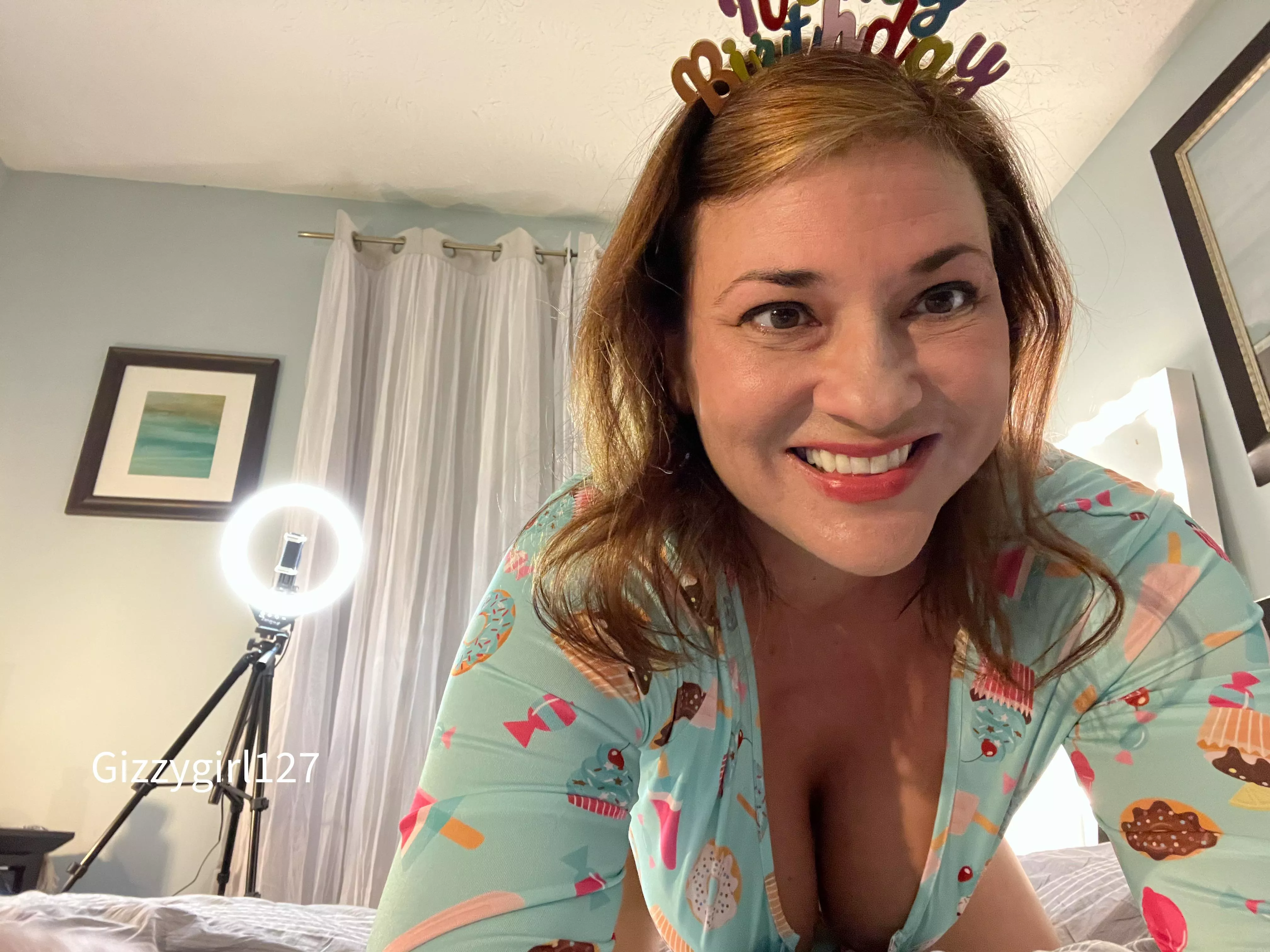 Celebration downblouse