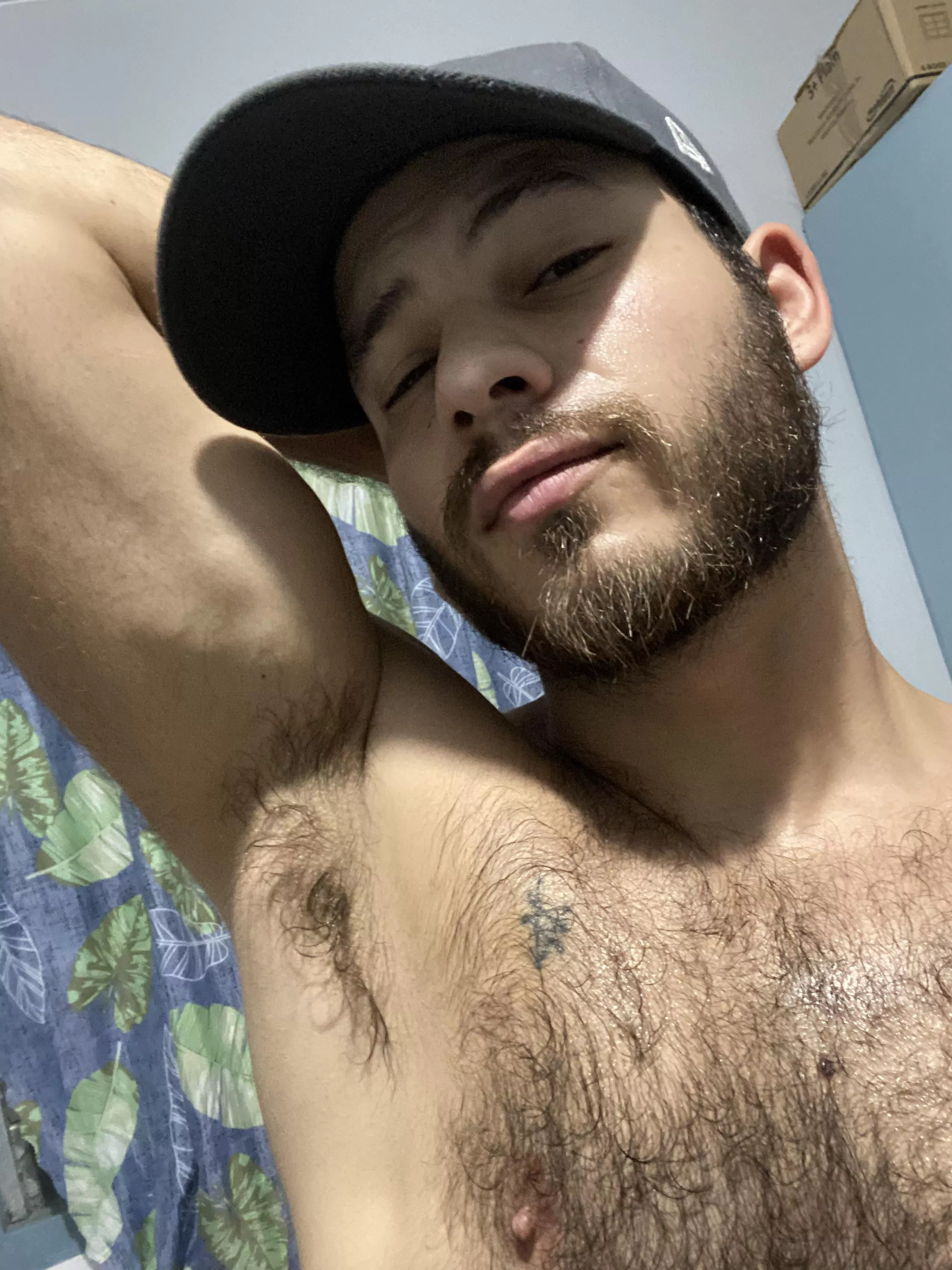 Damn it’s humid out! Sweating absolute balls today 🥵