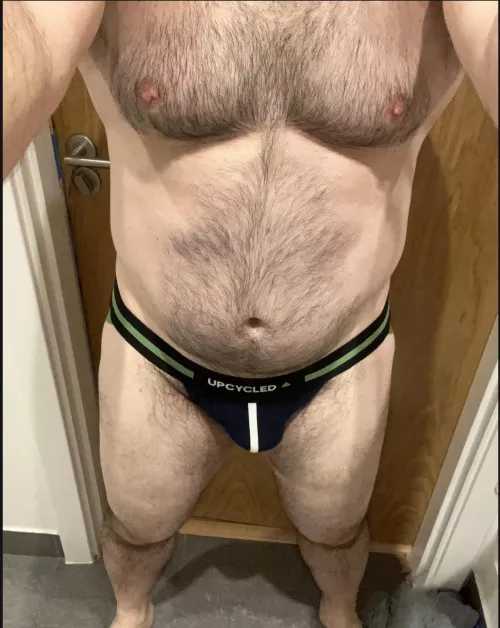 First time using a jockstrap… is that a brief brief ? 😂