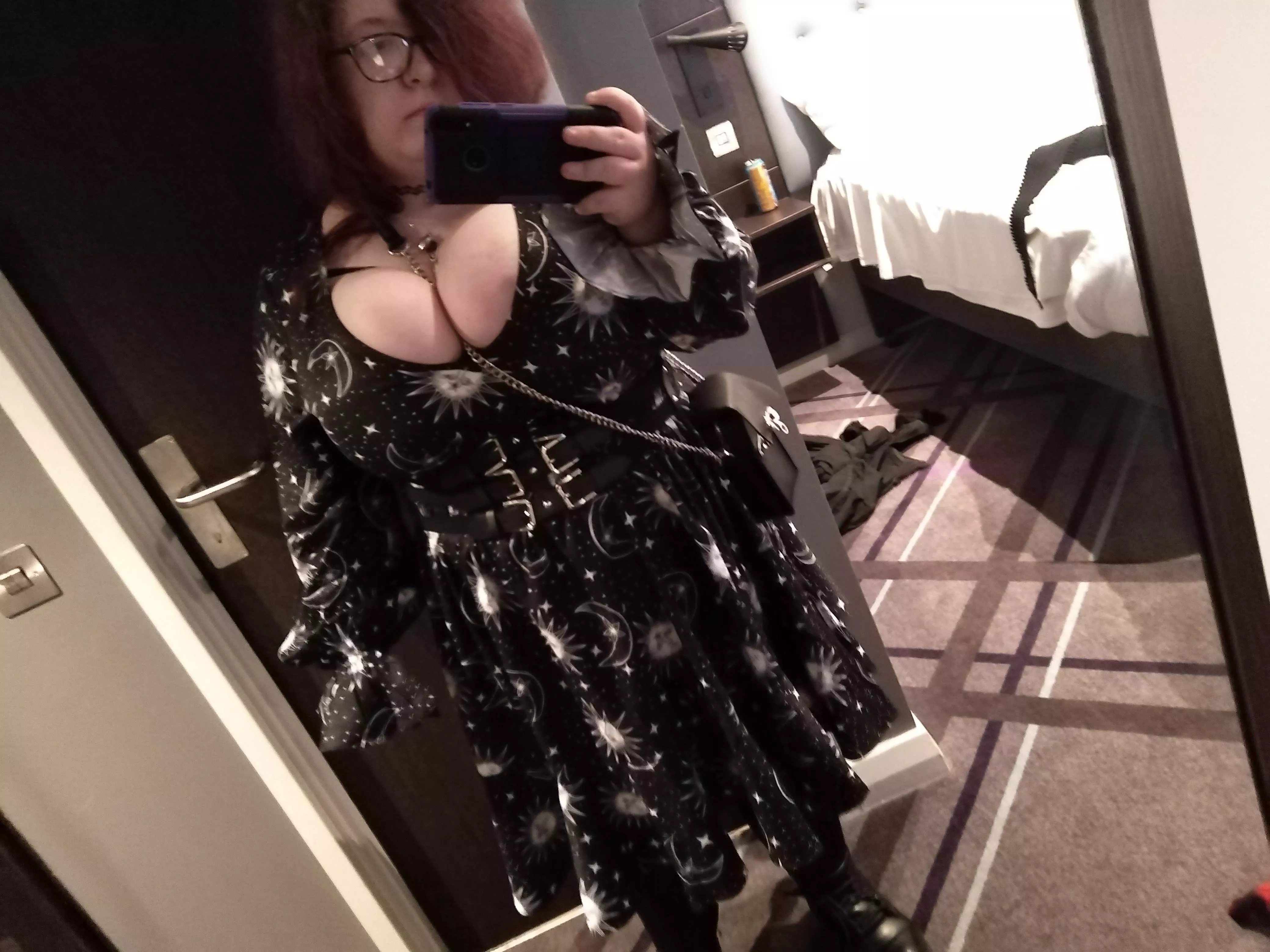 God I love this dress