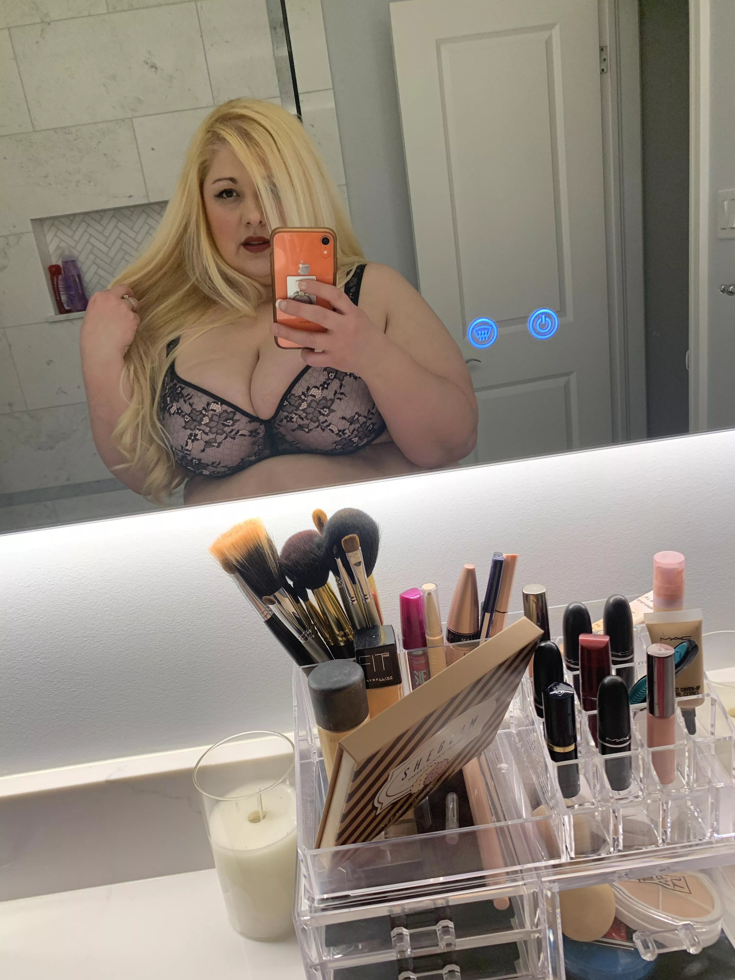 Happy Friday 💋🫦