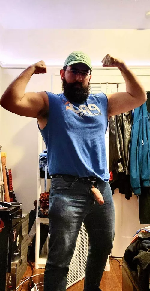 Happy to chat with other bearded boner brothers