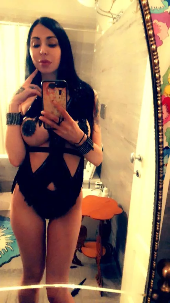 Hi, I'm Alice and I'm 41 🥰