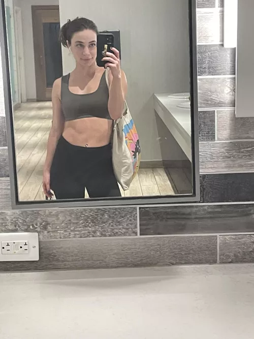 hi i’m new here 👋