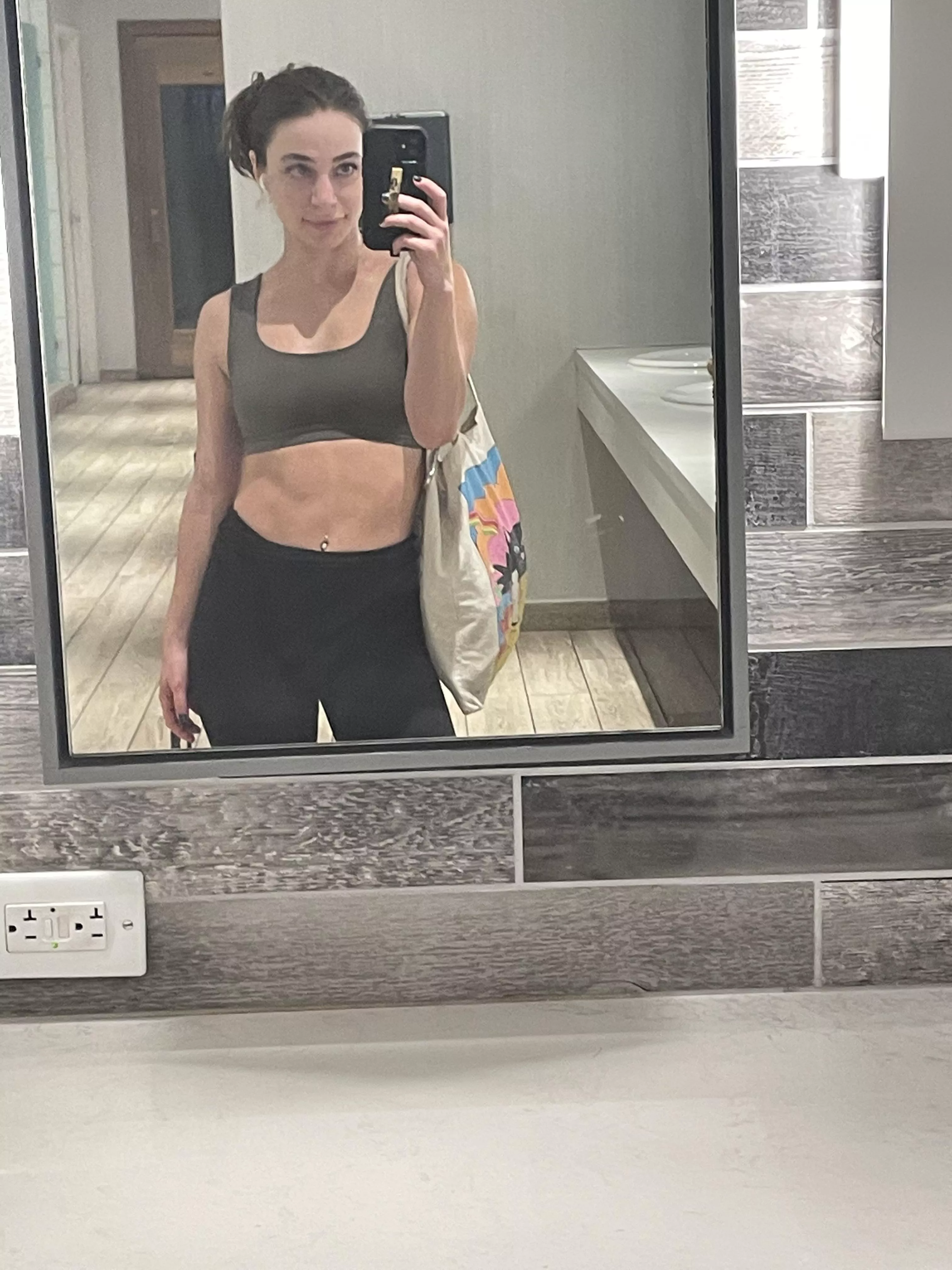 hi i’m new here 👋