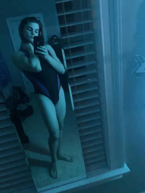 hope my semi-hard bulge didn’t scare you off😝