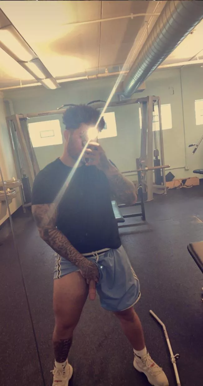 I wanna get caught so bad 😈