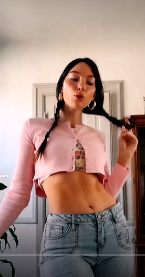 I was singing a lil 😋😘