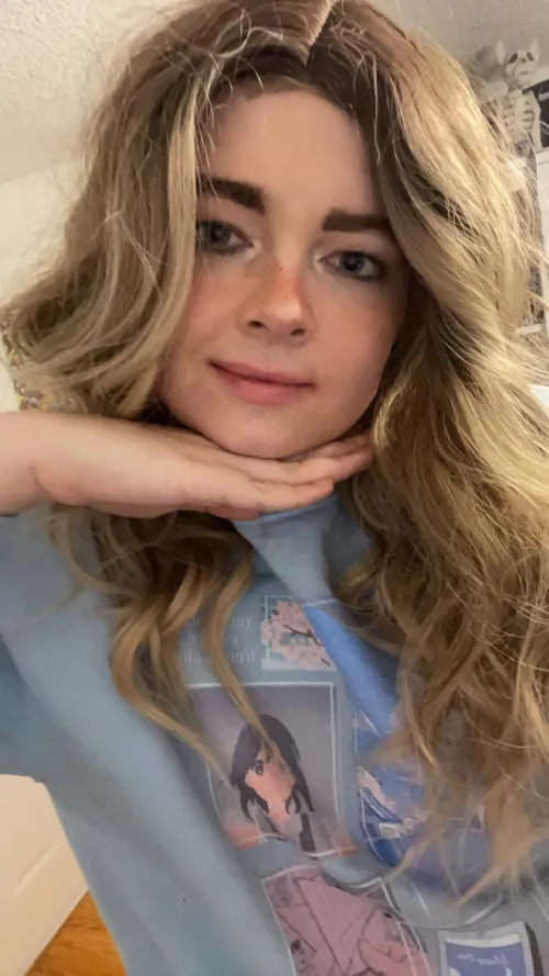 I’m sleepy, someone say goodnight to me? 😴🥺