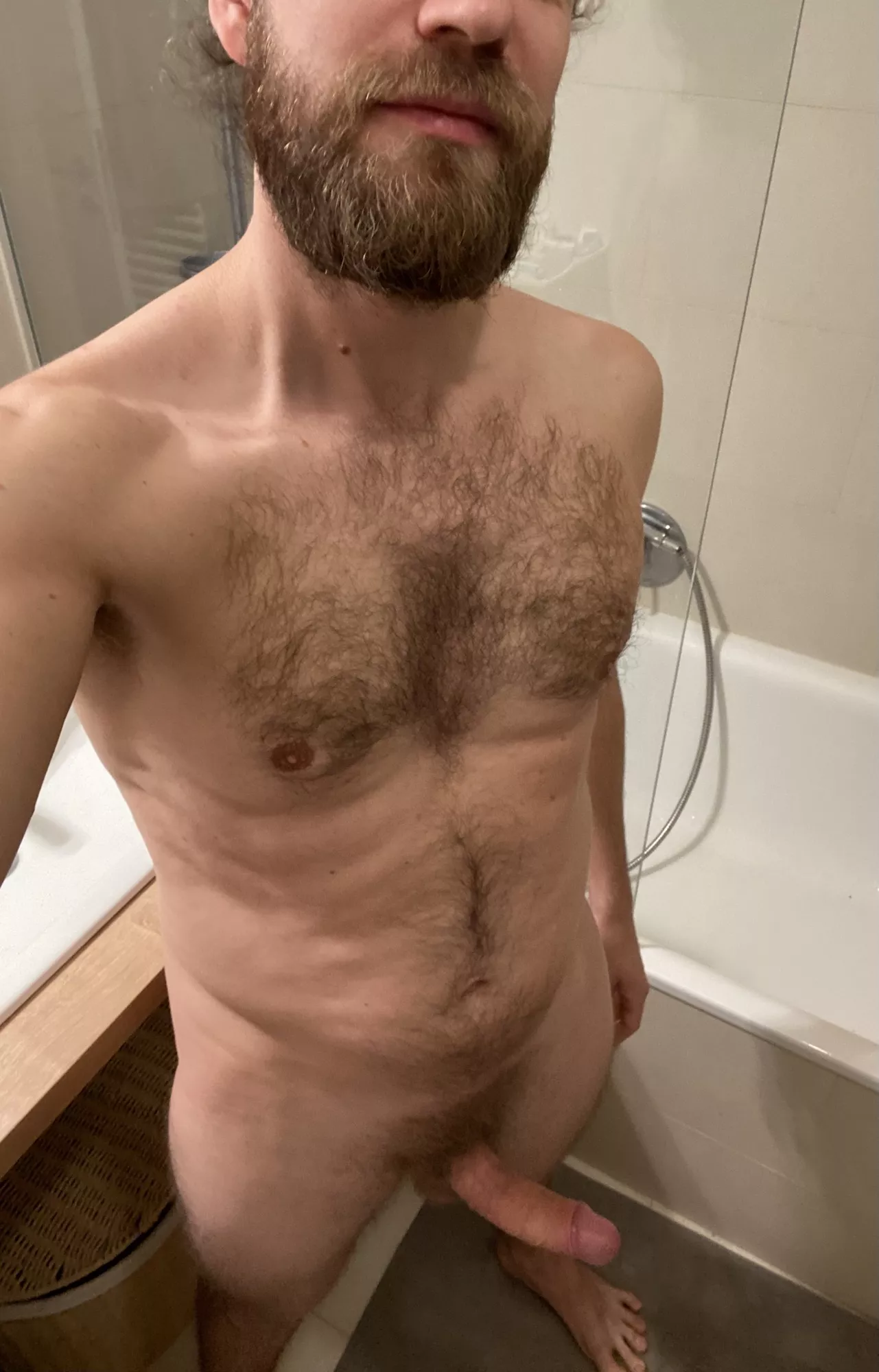 I'm so turned on by another redditor rn.