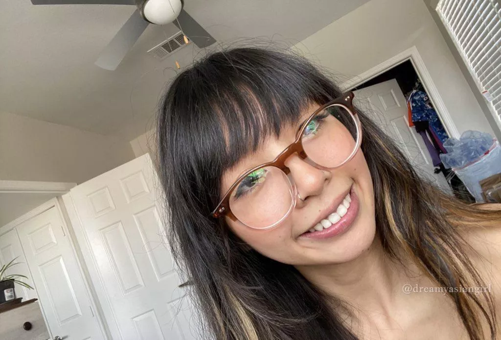 I’m Yuki Suki! Can I show you my boobies? :)