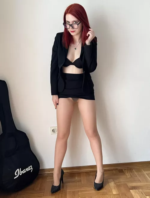 It’s more comfortable like this 😏