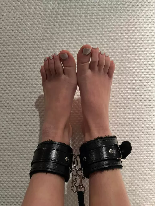 Kiss my feet and thank me for letting you