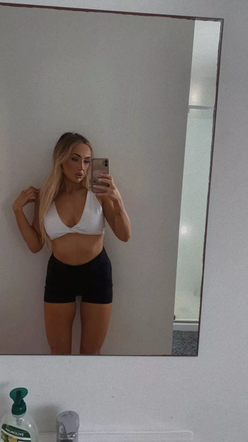 Let’s go to the gym together and then do cardio at home !