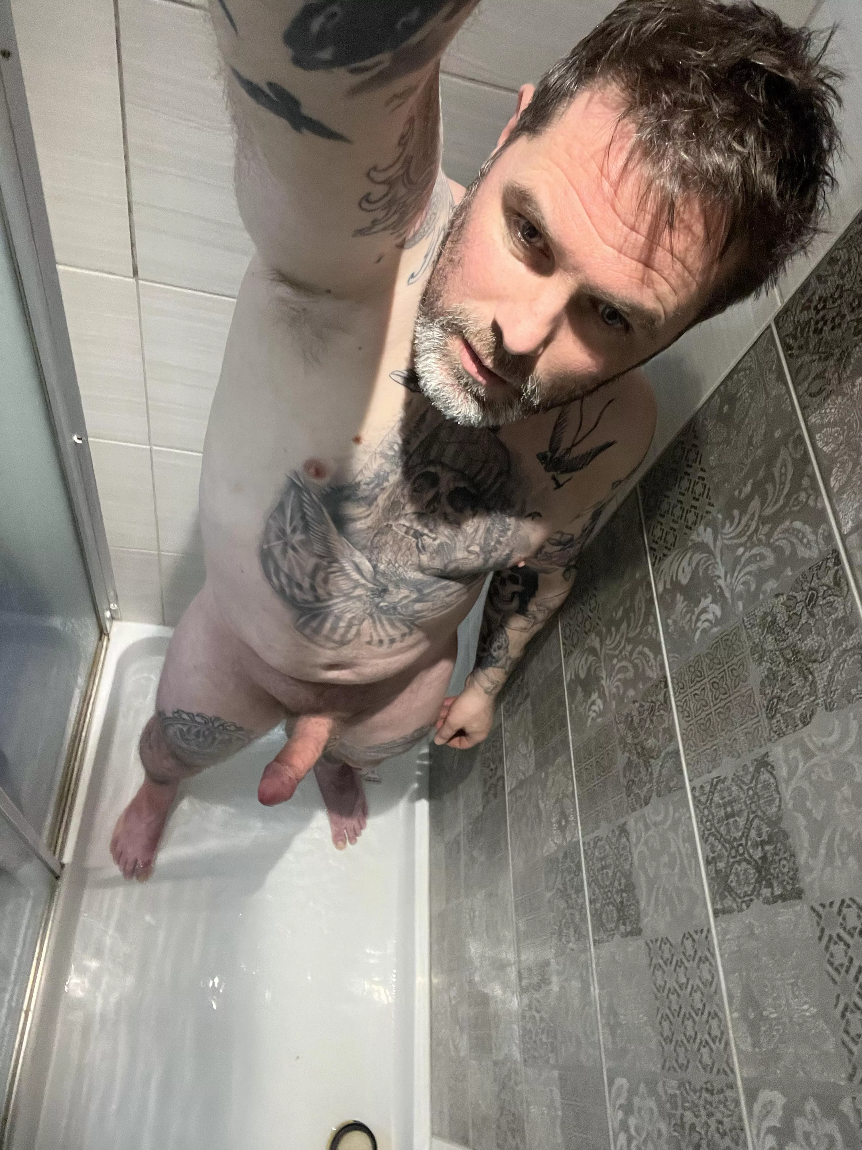 Like my silver beard in this light ?