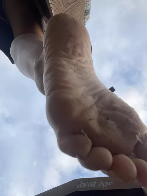 Look at you down there, no time to move your face.